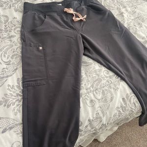 Figs Kade Cargo Scrub Pants